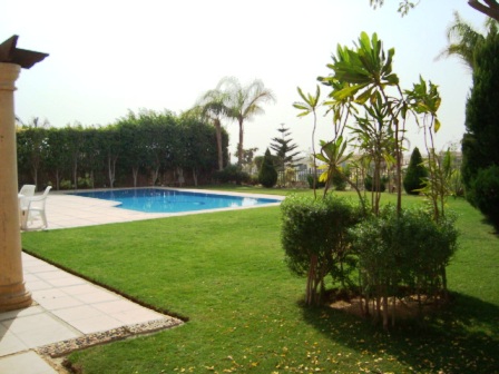 Modern brand new villa for rent in katameya heights with nice pool